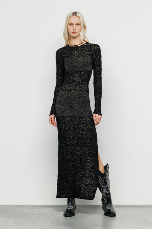 Devorè Dress V-Neck