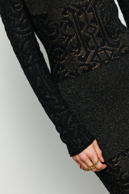 Devorè Dress V-Neck